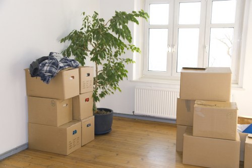 Local moving support for homes and businesses in Pimlico