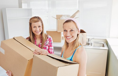 Sustainable moving supplies and recycling bins for a Pimlico move